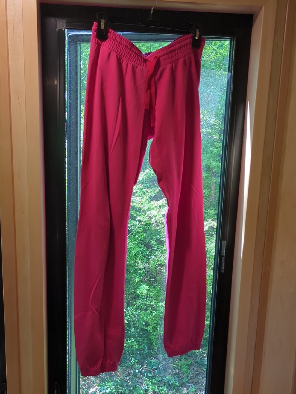 GUC Small Lululemon Bright Pink Drawstring Jogger Pants